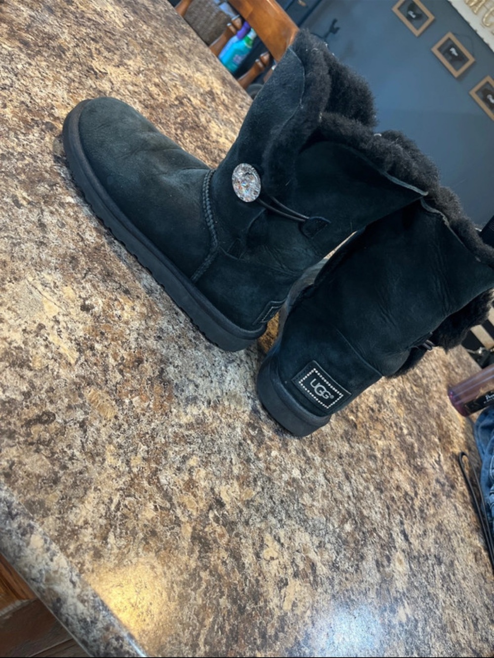UGG Boots - Picture 2 of 6